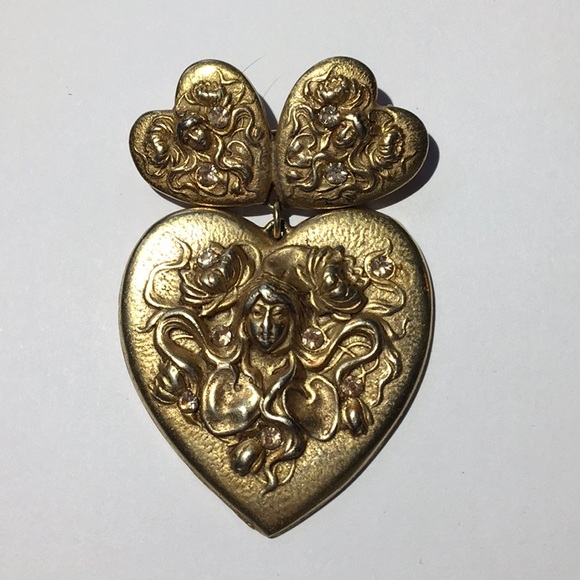 Vintage Jewelry - Triple Heart Art Nouveau Vintage Lady Of The Lake Brooch Rhinestones Gold Tone